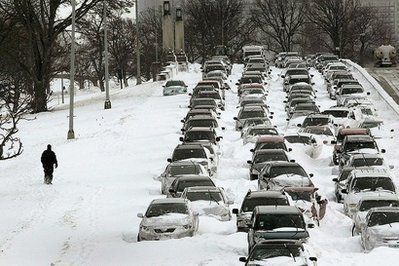 cars_stuck_in_snow2